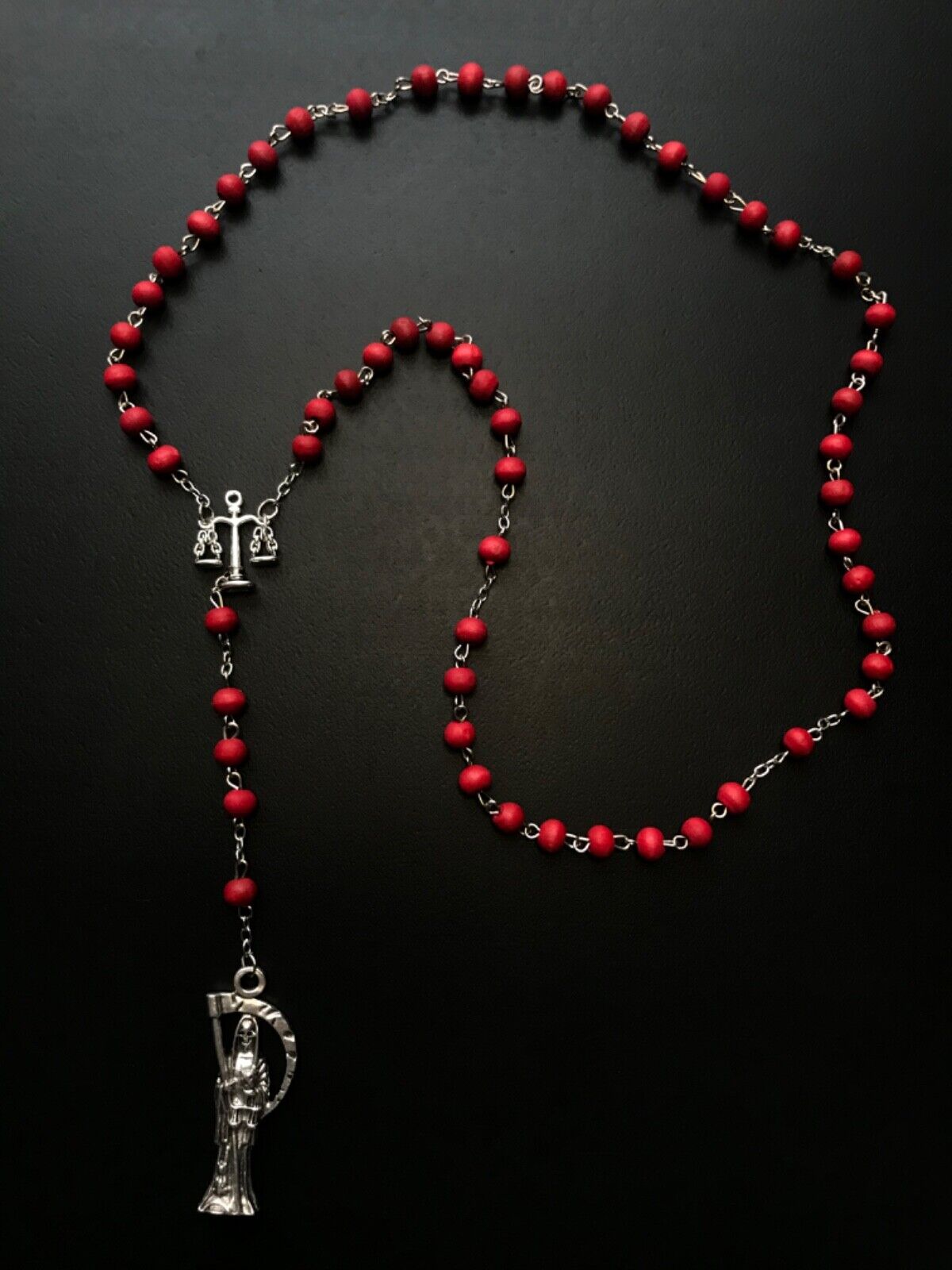 Santa Muerte Rosary / Red wood beads/ Rose scented / Handmade! / FREE SHIPPING!)