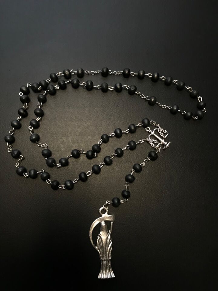 Santa Muerte Rosary / Black wood beads/ Rose scented / Handmade! / FREE SHIPPING!)